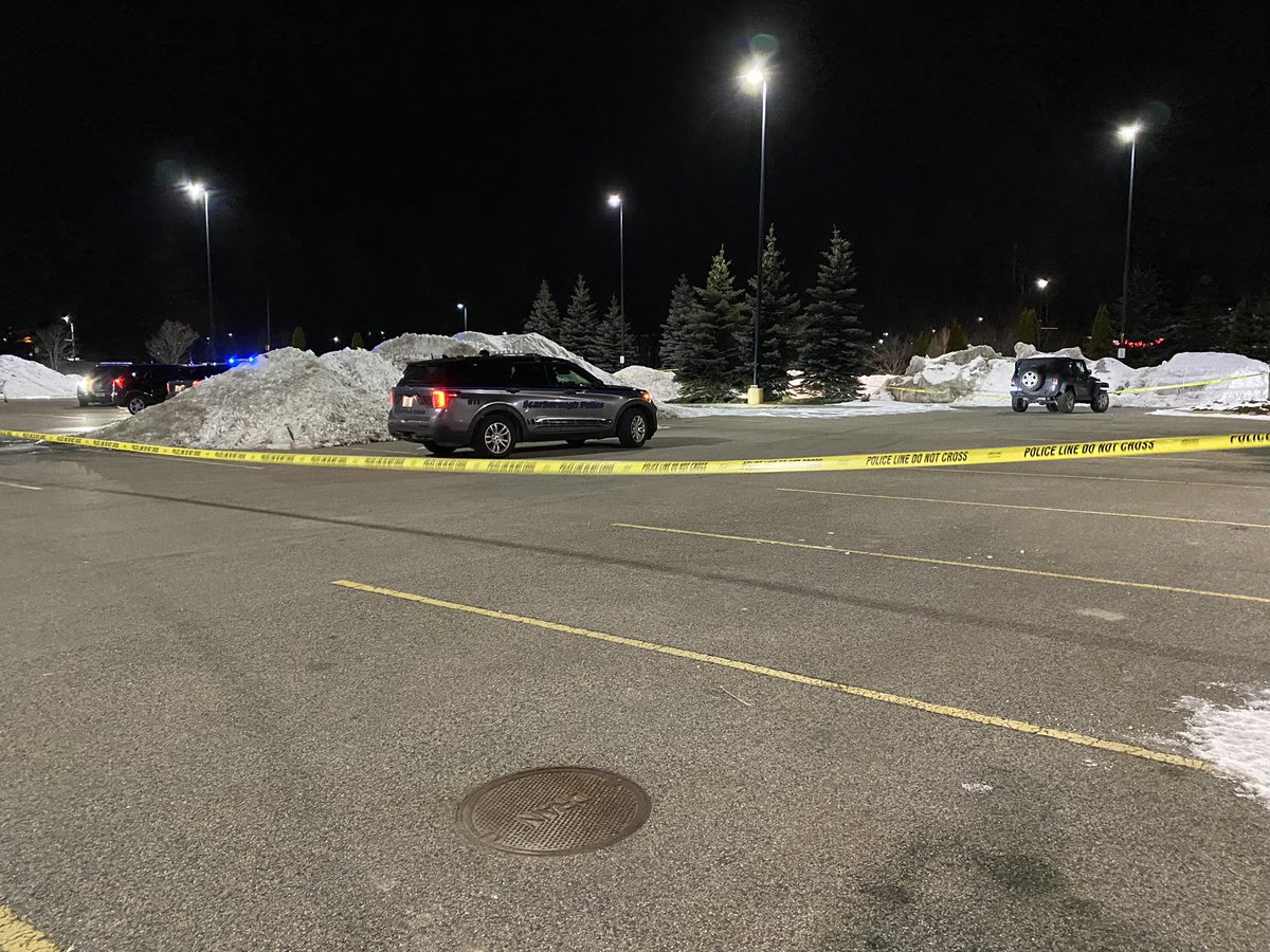 Police are investigating a reported shooting outside of Walmart in Scarborough tonight, per dispatch. The store is still open. 